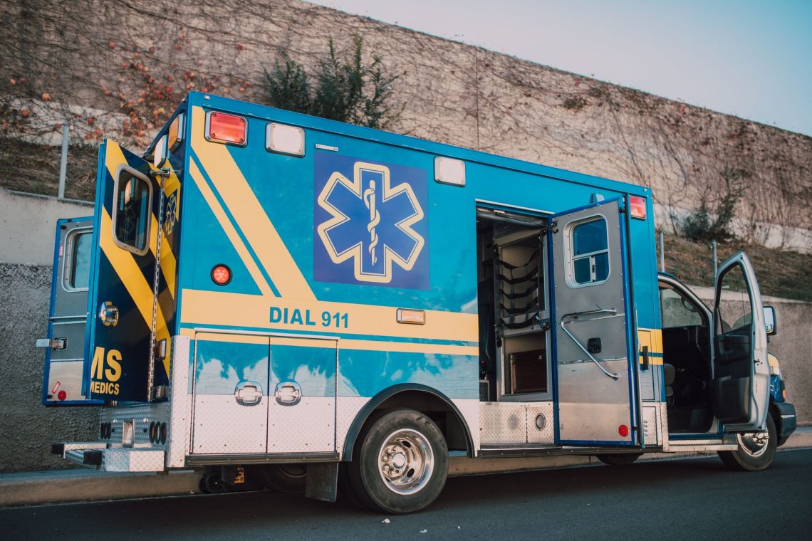 Building a Family Emergency Plan: Steps for Organization and Safety