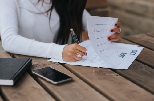 10 Essential Tips for Organizing Your Family Schedule Effectively